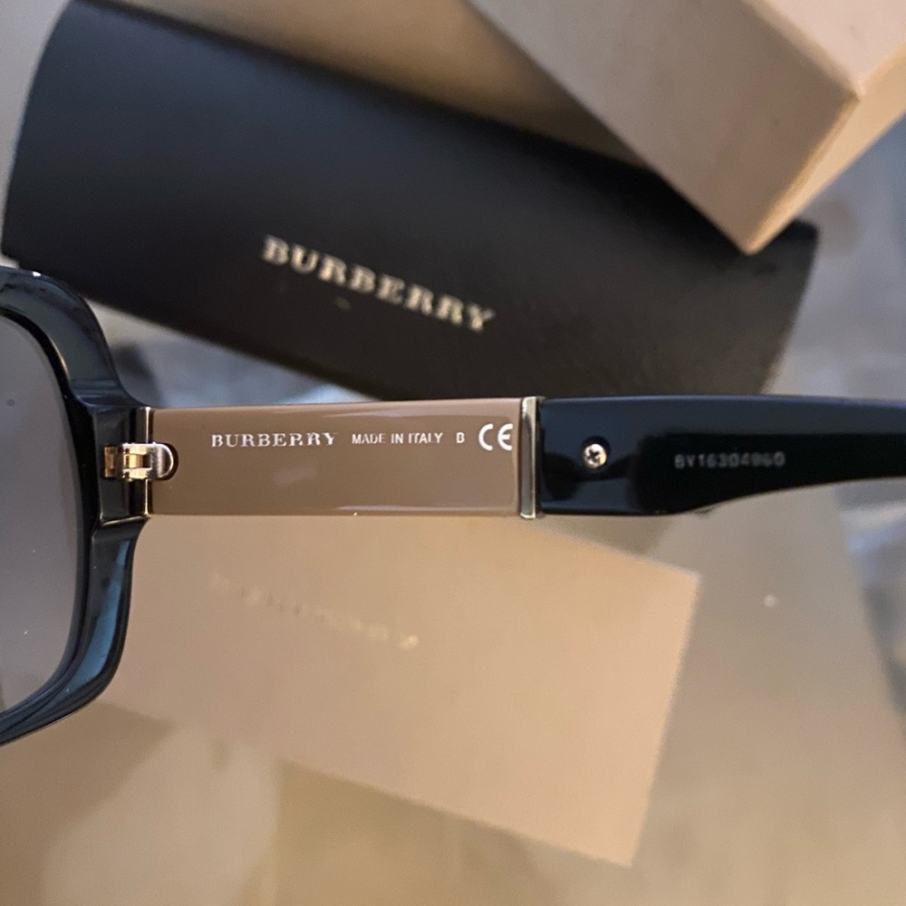 Burberry sunglasses Women - Picture 2 of 5